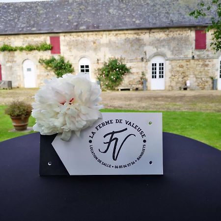 Bed and Breakfast La Ferme De Valeuse Morienval Exterior foto
